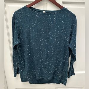 Lululemon Back In Action shirt